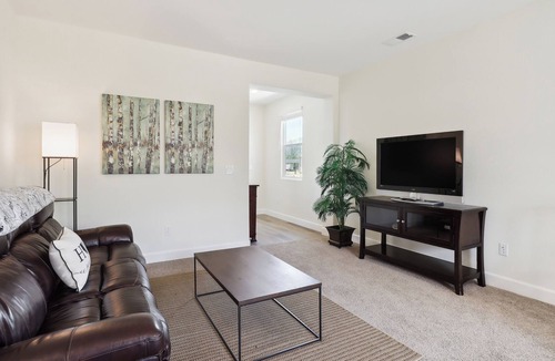 Carson City House | Carson City Retreat ~ 1 Mi to Hot Springs!