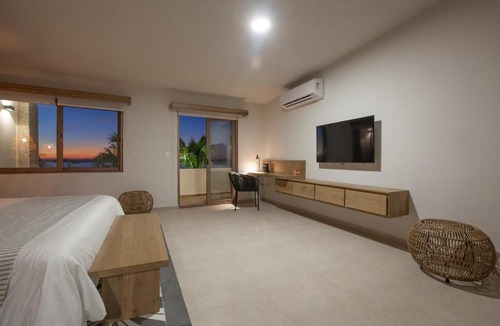 La Paz Hotel | Casa al Mar
