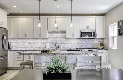 Avila Beach House | Casa Alina: 4 bedroom home steps from beach and golf course