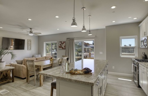 Avila Beach House | Casa Alina: a modern 7 bedroom wine to waves