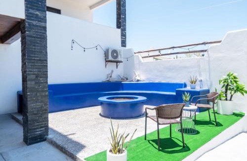 La Ventana Hotel | Casa Arrecife - Dorado Suite, Fast Wifi & Balcony! Beach is steps away!