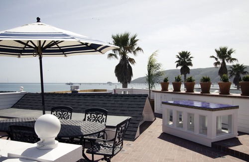 Avila Beach House | Casa Azul - Stunning Beach Front House in Avila Beach