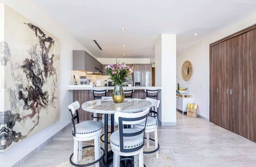 Ildefonso Green Condo | Casa de Cactus | Downtown Cabo Penthouse Rental