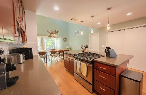 Atascadero House | Casa del Lago