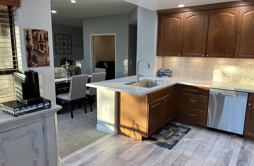 Desert Ridge Condo | CASA KIP-Top Floor 3 bedroom 2 bath gated community