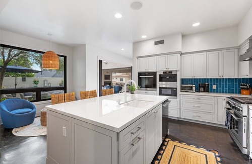 Beach Barber Tract House | Casa Kolmar | Ocean Views in La Jolla