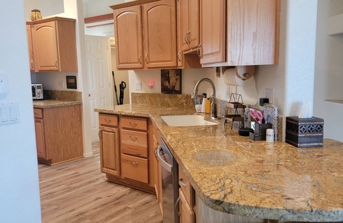 Bullhead City House | Casa Oasis- Your Family Fun Vacation Pool Home with Boat Parking