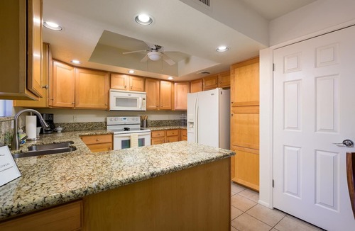 Paradise Valley Village Condo | CASA PALOMA - Anasazi Village - Steps away from heated pool and golf course
