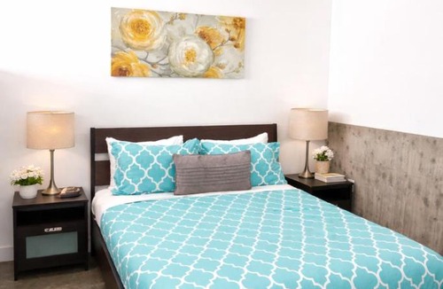 University Heights Apartment | CasaViva Loft - Modern 2BR with Garage Parking, In-Unit Washer Dryer & ADA Access - Walk to Hillcrest, 5 Min to Gaslamp & North Park