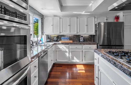 Lantern District House | Castle By The Sea - Dana Point - Permit #16-0537