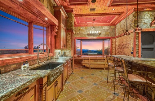 Carefree House | Castle On Black Mountain, breathtaking panoramic views and outdoor entertainment!
