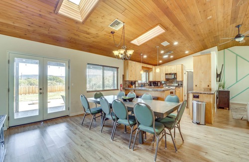 Oak Creek Cottage | Castle Rock Views: Sedona Retreat w/Hot Tub!
