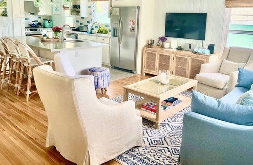 Laguna Beach Cottage | Catalina Beach Cottage