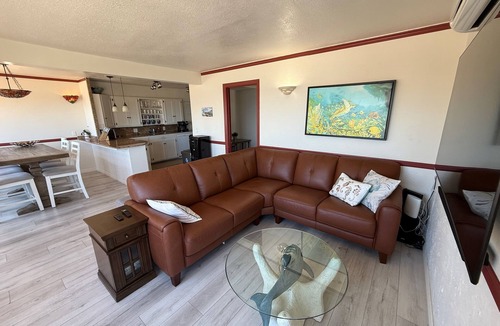 Avalon House | Catalina Two Bedroom, Two Bath View Home