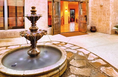 Cave Creek Condo | Cave Creek | Family Desert Vacation | Pool + Golf | 2BR