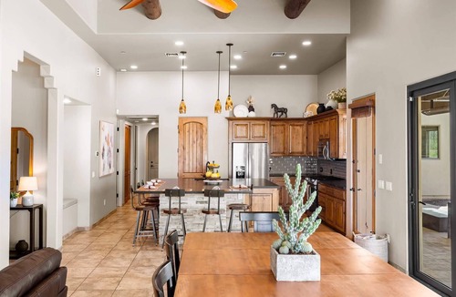Cave Creek House | Cave Creek Oasis: Resort Pool & Spa