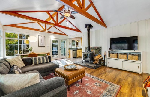 Cazadero House | Caz-a-Verde
