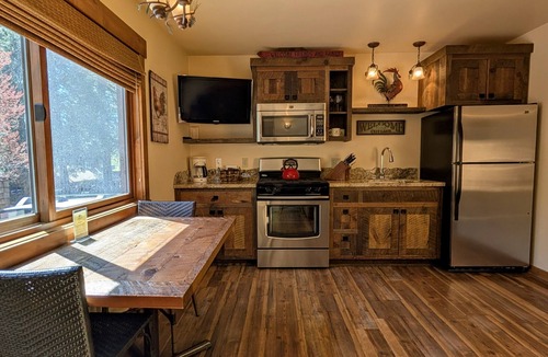 Tahoe Vista Hotel | Cedar Glen Lodge