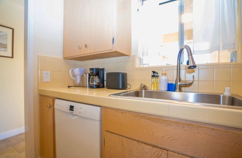 Mountain View House | Central 3BR Home - Steps from Mountain View DT, Castro St