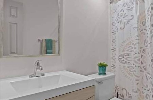 Virginia Beach House | Centrally Located 2BR 2Bath Home