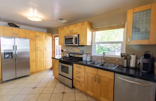San Carlos House | Centrally Located Cottage Near Lake Trails Shops