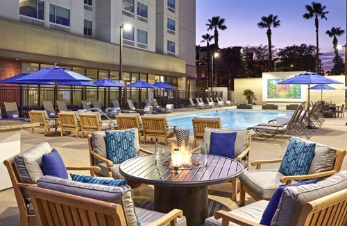 Anaheim Resort Resort | Centrally Located Near Disney World! 3 Beautiful Units, Pools, Onsite Dining!