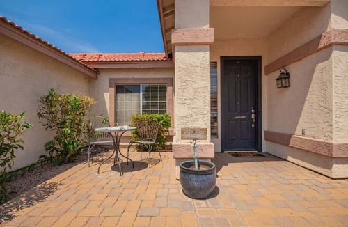 Provinces Master Community House | Chandler 4BR Getaway w/Pool, Games & Fast Wi-Fi