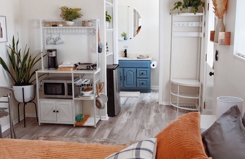 Leeds House | Charming 1 bedroom/1 bathroom private casita w/AC & WiFi in tranquil Leeds, UT