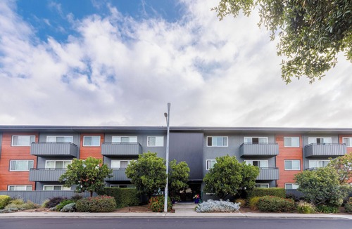 Belmont Apartment | Charming 1-bedroom apartment in delightful Belmont with fitness room
