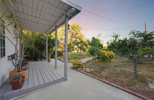South San Gabriel House | Charming 1-bedroom house in Rosemead with WiFi and AC