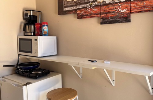 Lancaster Apartment | Charming 1-bedroom studio with AC in lovely Lancaster