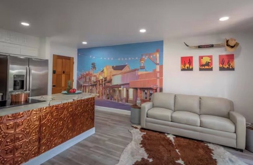 Scottsdale Estates Nine Condo | Charming 1-bedroom western themed condo in marvelous Old Town Scottsdale