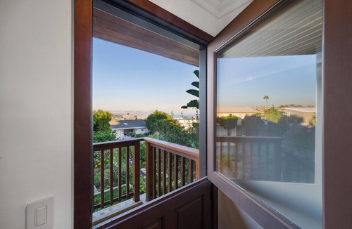 Lantern District Apartment | Charming 2-bedroom apartment with AC, WiFi in welcoming Dana Point