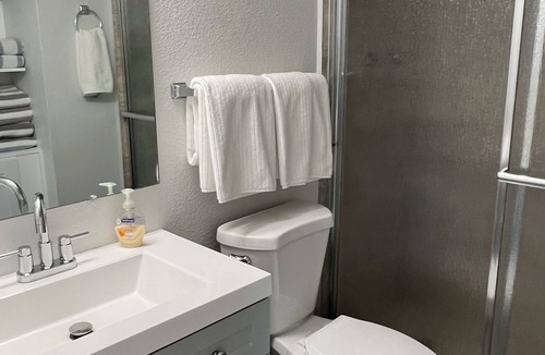 Entertainment District Condo | Charming 2-bedroom condo with AC, fantastic pool in vibrant Old Town Scottsdale