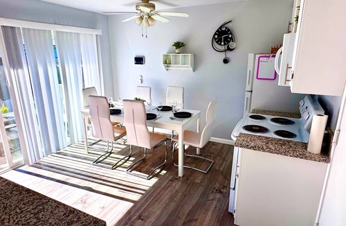 Carmichael House | Charming 2-bedroom house with AC in pleasant Carmichael +Hot Tub