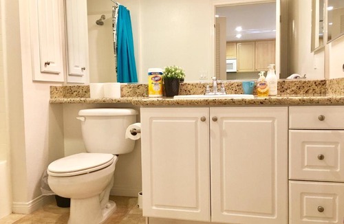 Irvine Apartment | Charming 2B2B Irvine Spectrum