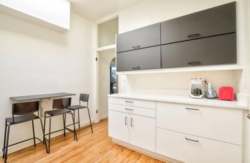 Mission District Cottage | Charming 2BR Mission Cottage - Walk to Tartine!