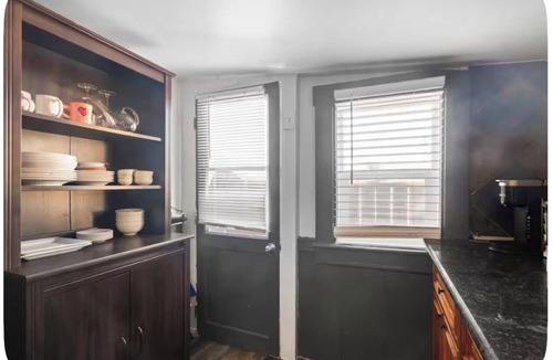 Huntington Beach Cottage | Charming 3-bedroom cottage in Huntington Beach near the shore