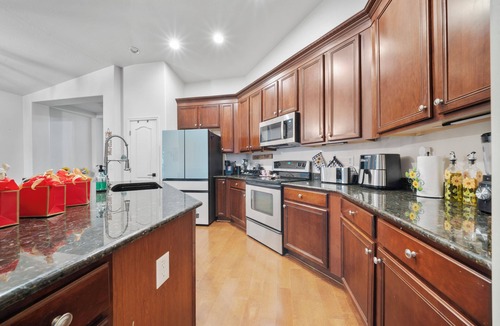 Surprise Farms House | Charming 3-bedroom + Office Little Castle in Surprise