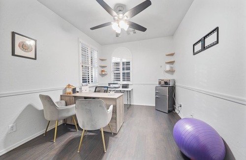 Surprise Farms House | Charming 3-bedroom + Office Little Castle in Surprise