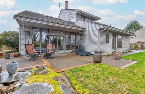 Wilsonville House | Charming 3 Bedroom Home in Wilsonville!
