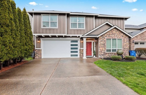North Image House | Charming 4-bedroom family friendly house with WiFi and AC in fabulous Vancouver