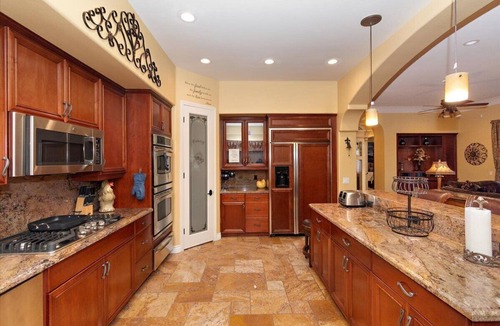 Indio House | Charming 5 bedroom house with a pool/spa