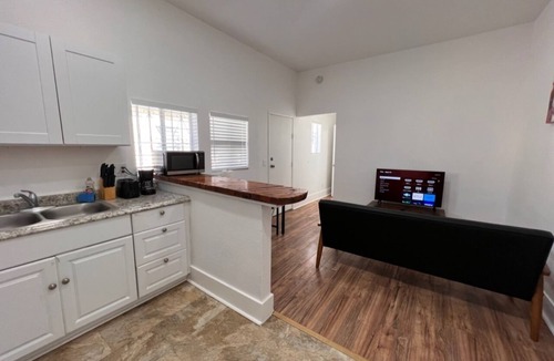 National City Apartment | Charming and Renovated 1 bedroom Apt