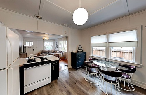 Morro Bay House | Charming Beach Cottage, 2 blocks from the water!
