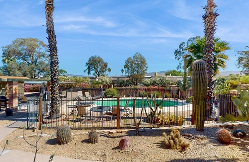 Carefree Condo | Charming condo, conveniently located, with shared pool & w/d