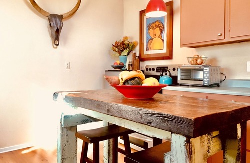 Whiteaker Cottage | Charming Cottage: A Private Garden Retreat in Historic Whiteaker Neighborhood