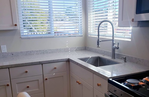 Baywood Park House | Charming cozy bungalow in the heart of Baywood.