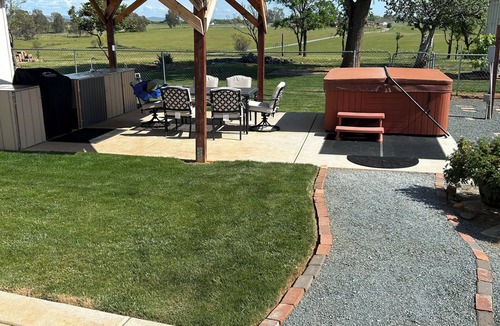 Marysville House | Charming Dome house in delightful Marysville, California with WiFi and AC
