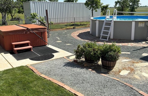 Marysville House | Charming Dome house in delightful Marysville, California with WiFi and AC